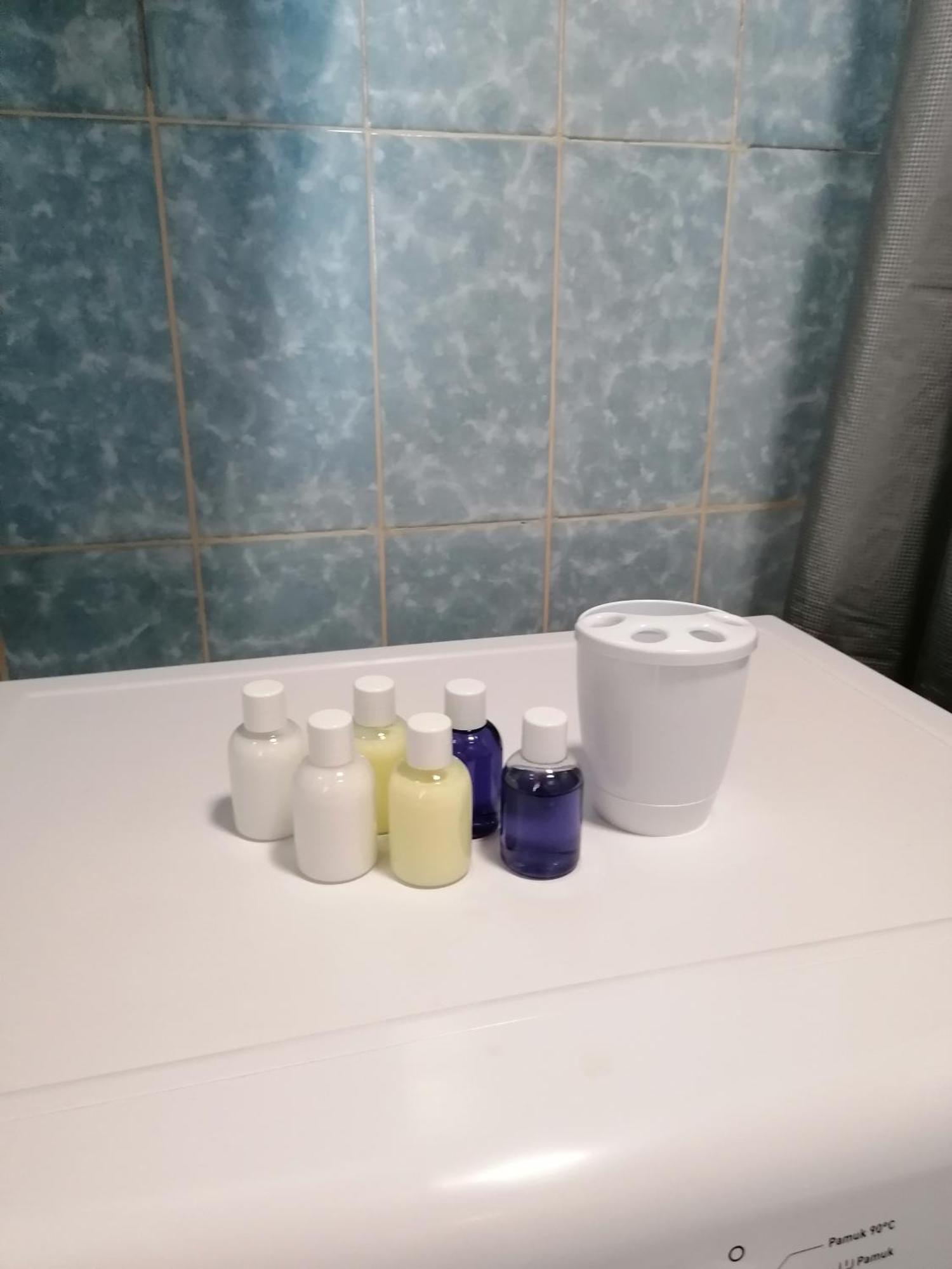 Cozy 1-Bdrm Apt In Dubec, Ideal For Work Or Study Sesvete Kültér fotó